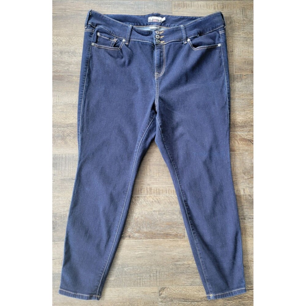 Torrid Super Soft Jegging Size 22 Short